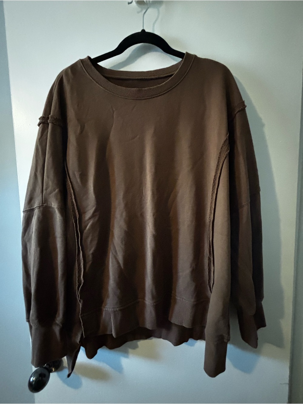 Women’s XL crew neck